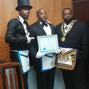 Meet your Posher, Robert